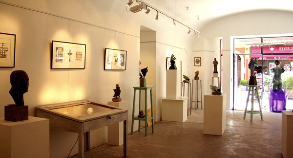Galerie Dominicains, binnen
